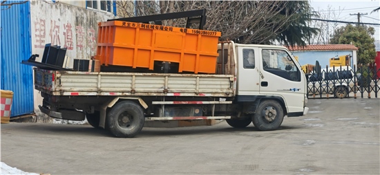 潼關客戶側(cè)卸式礦車發(fā)貨
